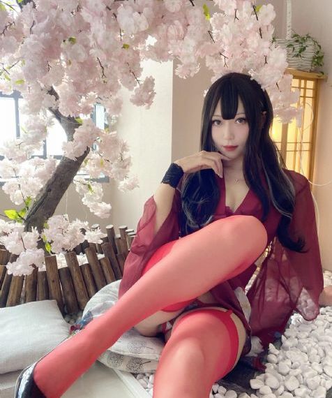 玫瑰故事40集免费看_HD迅雷电影在线