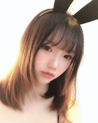 奇怪的美沙拉龙_超清HD在线观看